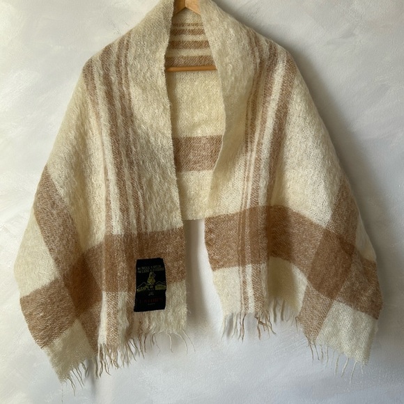Vintage Accessories - Vintage Eatons Wool Mohair Throw shawl plaid fluffy blanket scarf cream brown